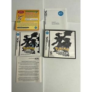 Pokemon White for Nintendo DS case and manual (2nd copy)